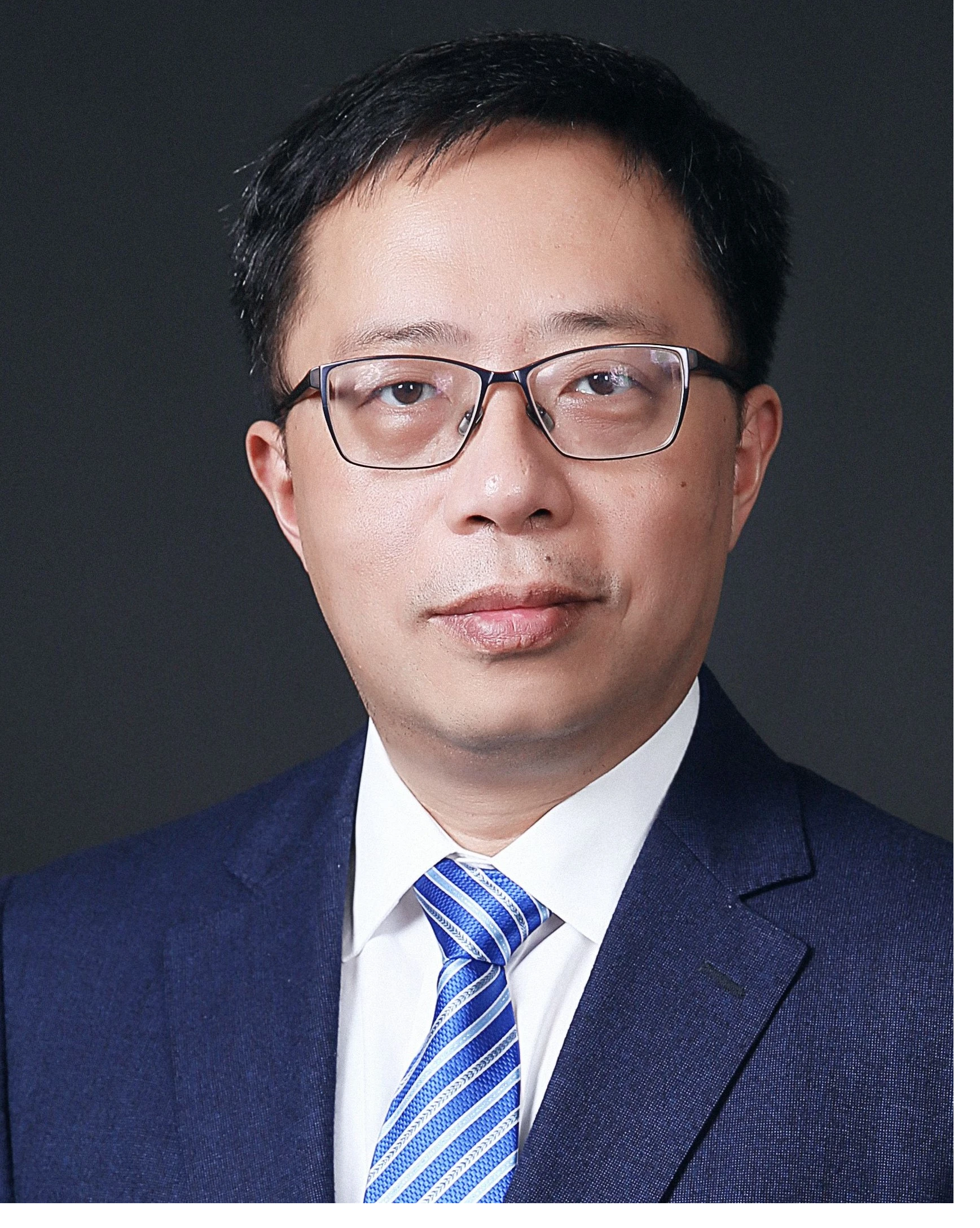陈翔.png